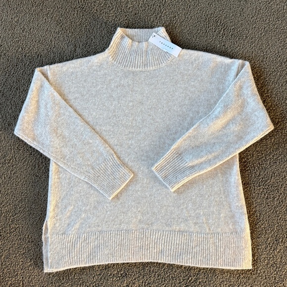 Topshop Sweaters - Topshop Cream Mock Neck Sweater NWT – Size M